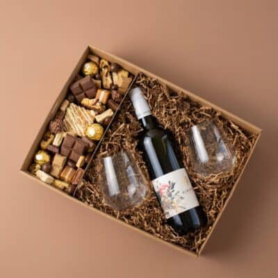Corporate Wine and Chocolate Gift Box Corporate Wine and Chocolate Gift Box