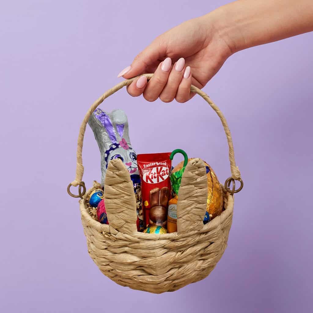 Easter Bunny Basket Hamper – Chocolate Easter Gift Basket