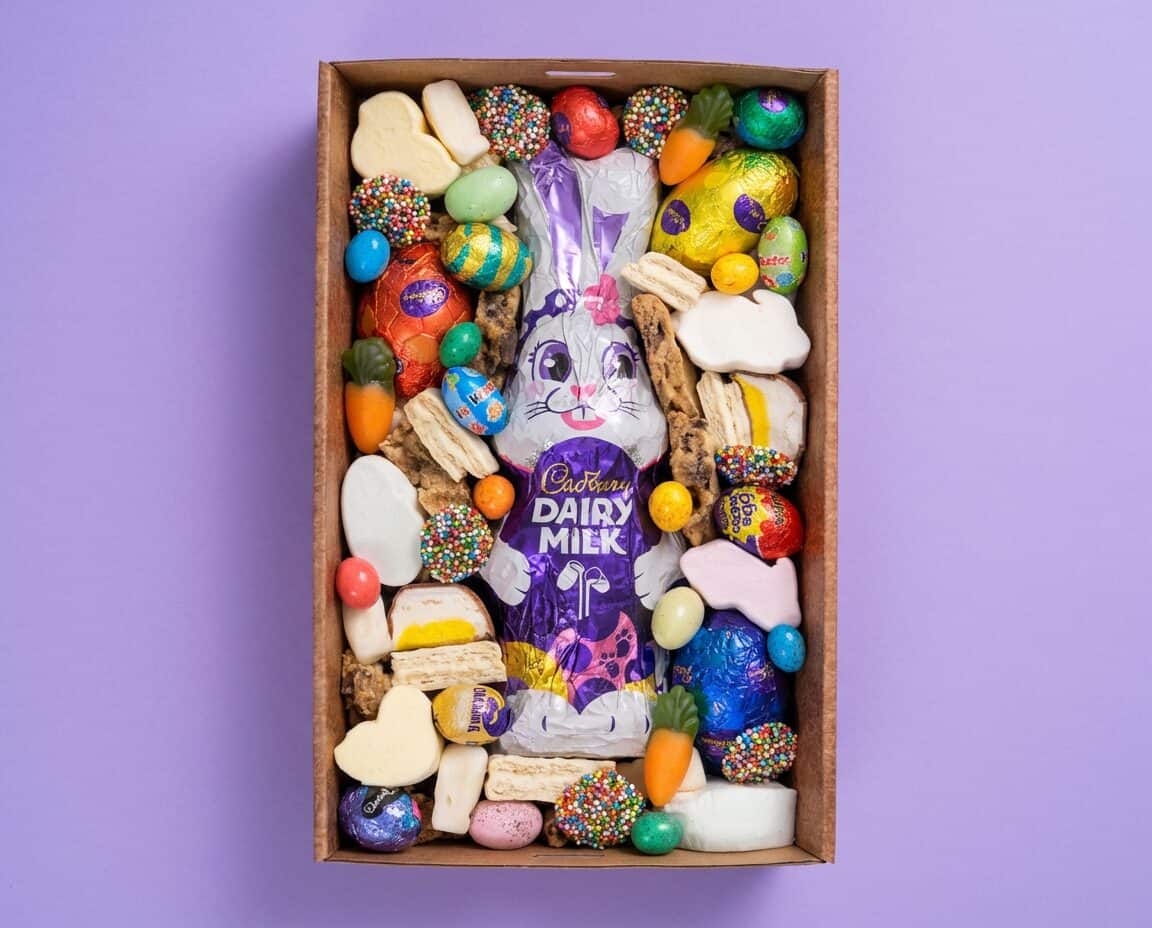 Small Easter Dessert Box